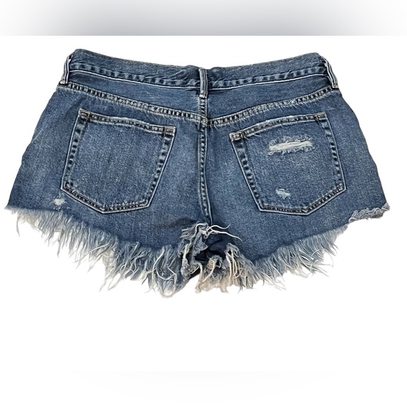 Free People We the Free Distressed Jean shorts. - Picture 10 of 10